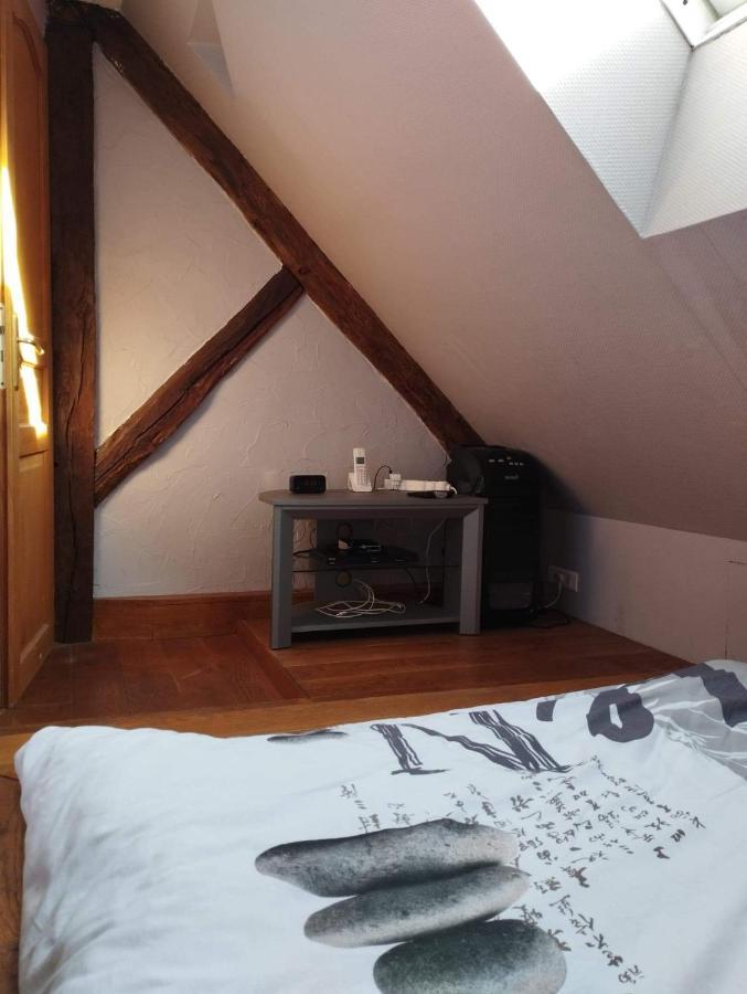 Charmante Petite Maison De Bourg Daire Autry-le-Chatel Dış mekan fotoğraf